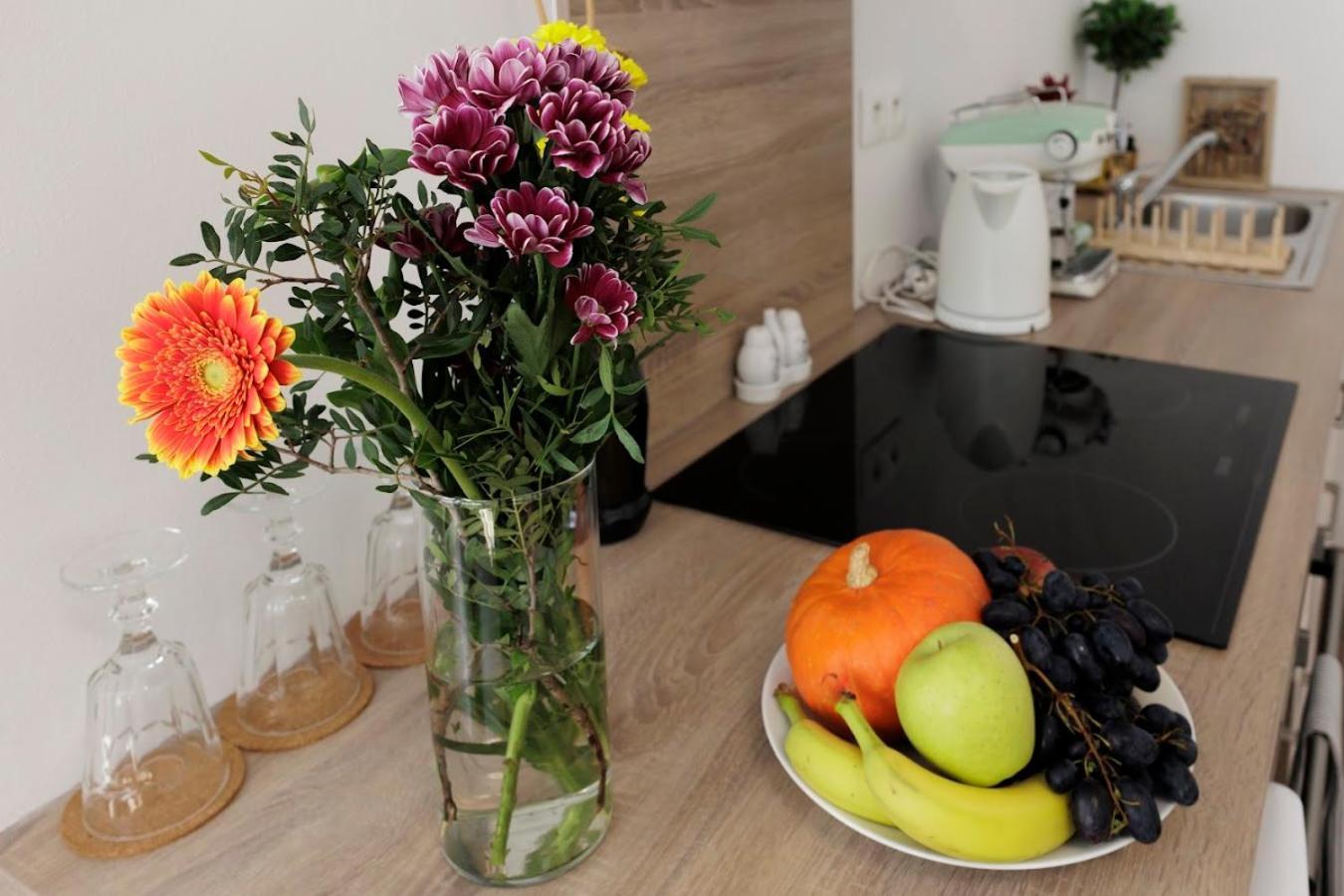 Apartamento Boutique Flat In Old Town Bratislava Exterior foto